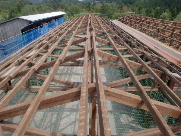 Sanierung von Halle des stillgelegten Sägewerks für Massivholzbau Suttner in Wenamühl Haselbach